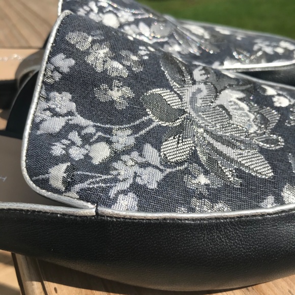 🔴Slip On Embroidered Elegant Leather Lord and Taylor Shoes - Picture 7 of 13